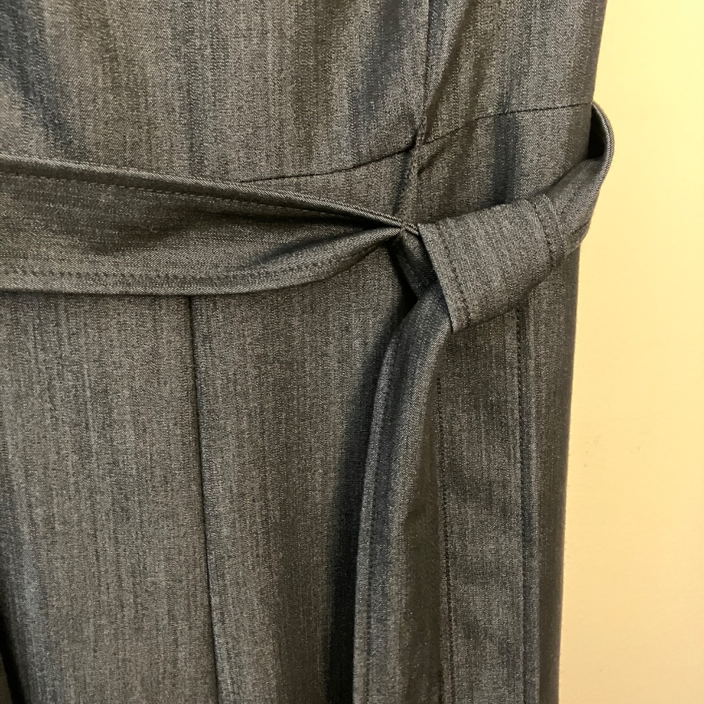 CALVIN KLEIN Black Chambray Sleeveless Surplice Neckline Wide Leg Jumpsuit Sz 2 - Picture 6 of 7